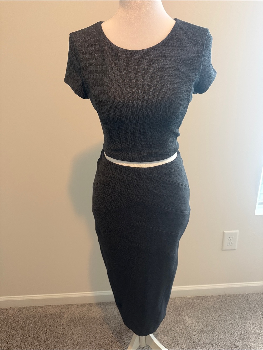 Express Black Short-Sleeve Pencil Dress with Subtle Texture